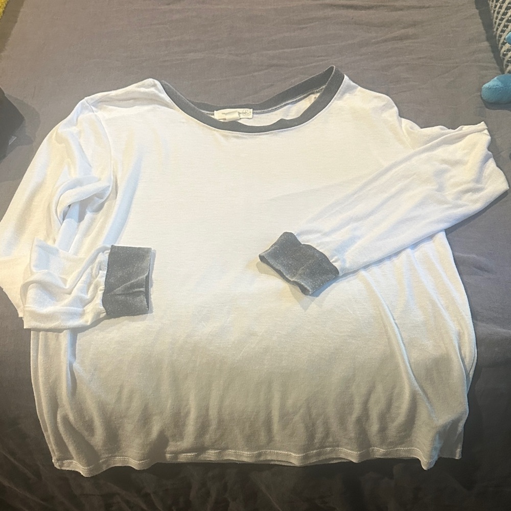 Treasure & Bond Cream and Black Long Sleeve Top